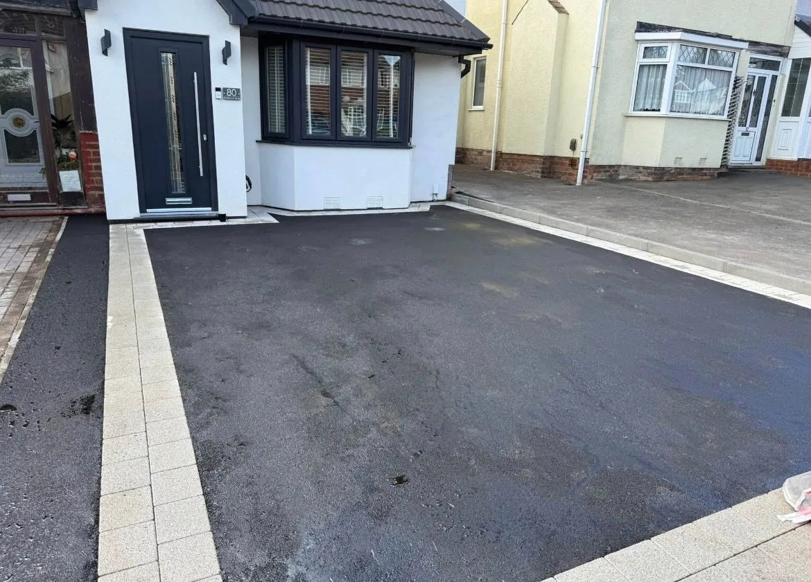 Tarmac Driveways project photo 5